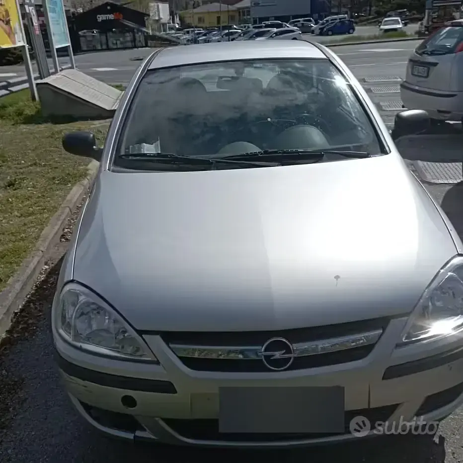 Usata Opel Corsa 80 CV (58 kW) 2006 Grigio Utilitaria