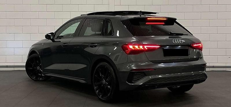 Usata Audi A3 Sport 150 CV (110 kW) 2021 Grigio Berlina