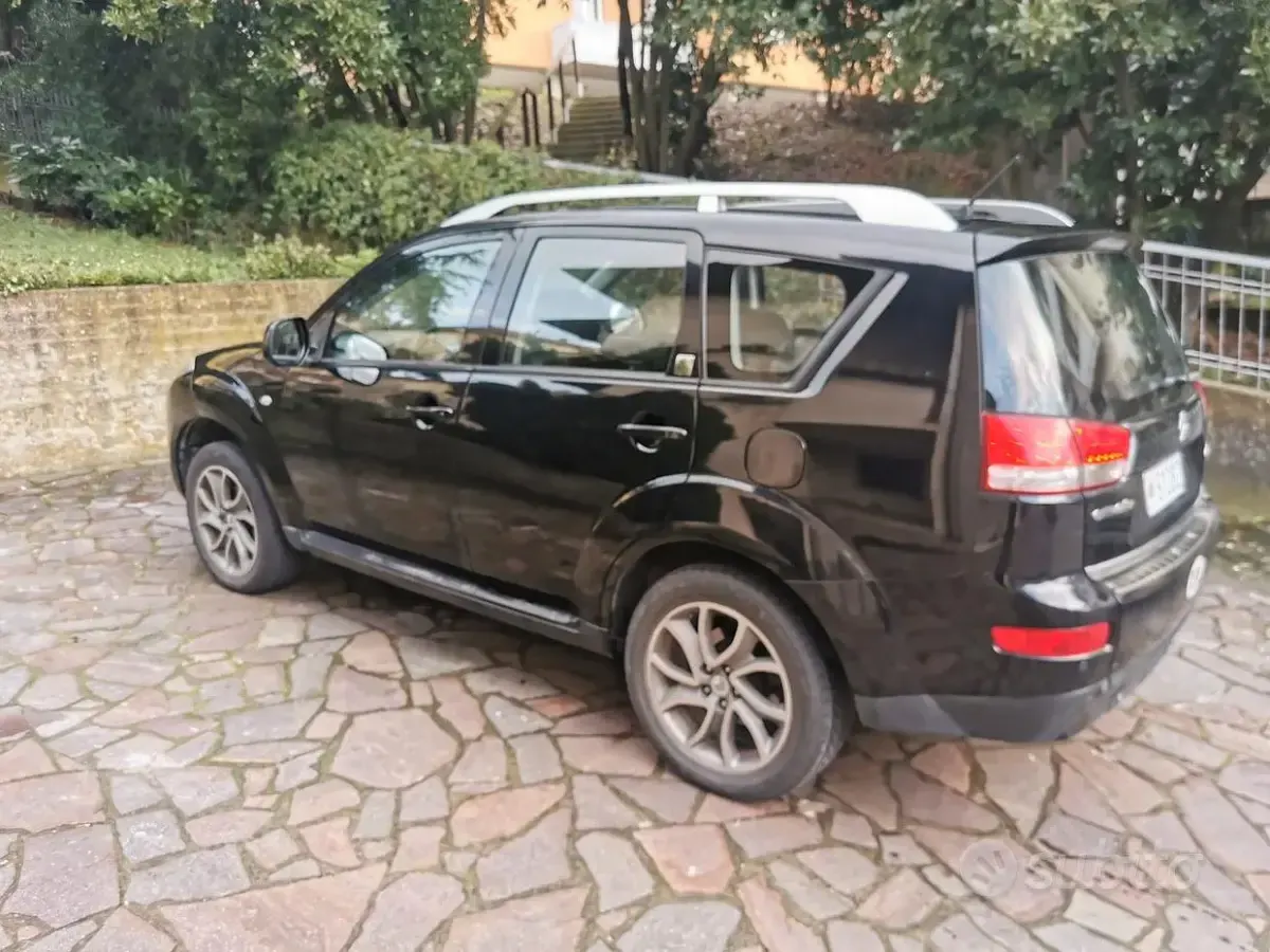 Usata Citroën C-Crosser 156 CV (114 kW) 2010 Nero SUV