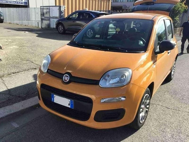 Usata Fiat Panda Easy 69 CV (50 kW) 2020 Arancione Utilitaria