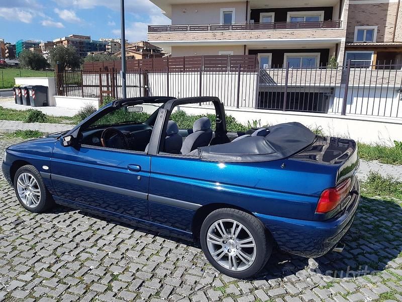 Usata Ford Escort Cabriolet 1997 Cabrio