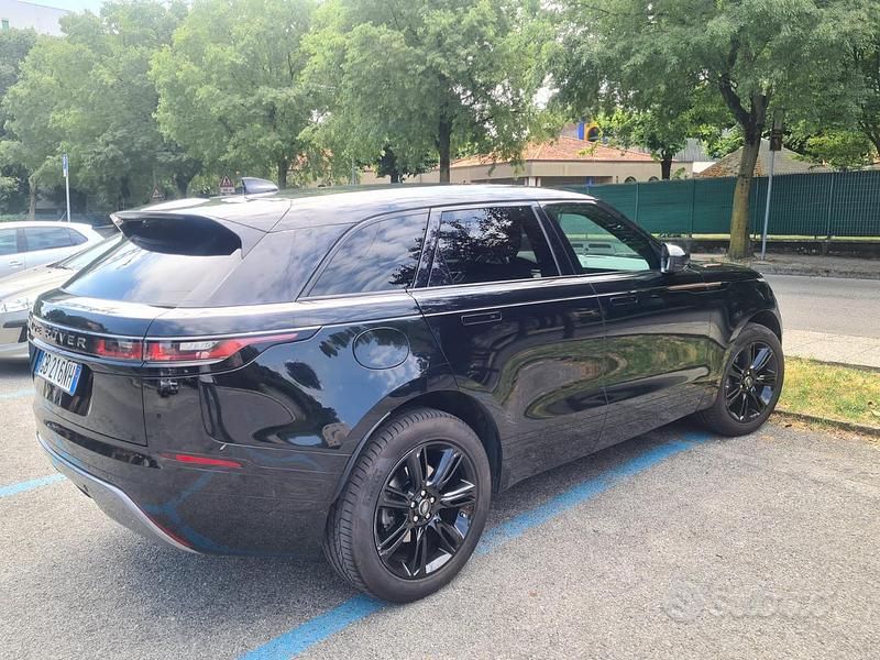Usata Land Rover Range Rover Velar R-Dynamic 241 CV (177 kW) 2020 Nero SUV