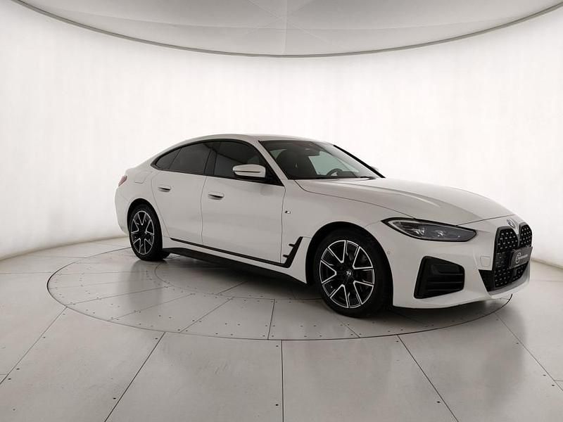 Bianco Usata 2022 BMW 420 Gran Coupé M Sport Coupé | 33.900 € (Ottimo prezzo) - Immagine 1/4