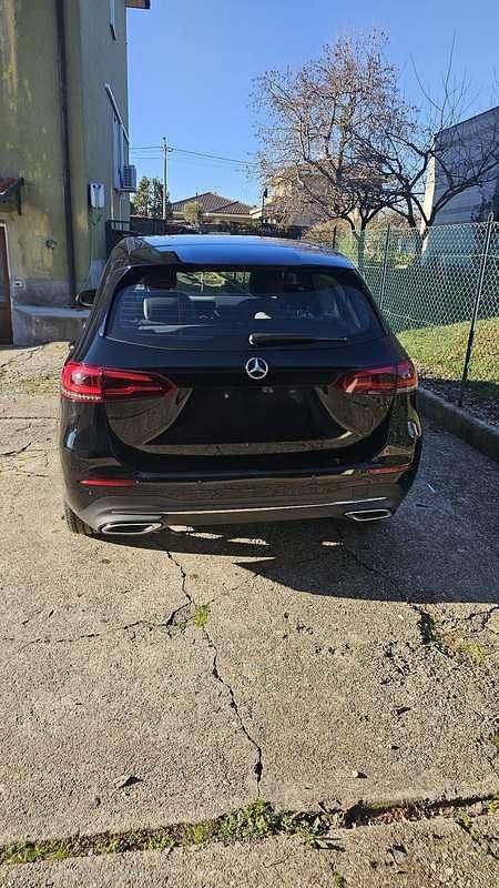 Usata Mercedes B180 136 CV (100 kW) 2020 Utilitaria
