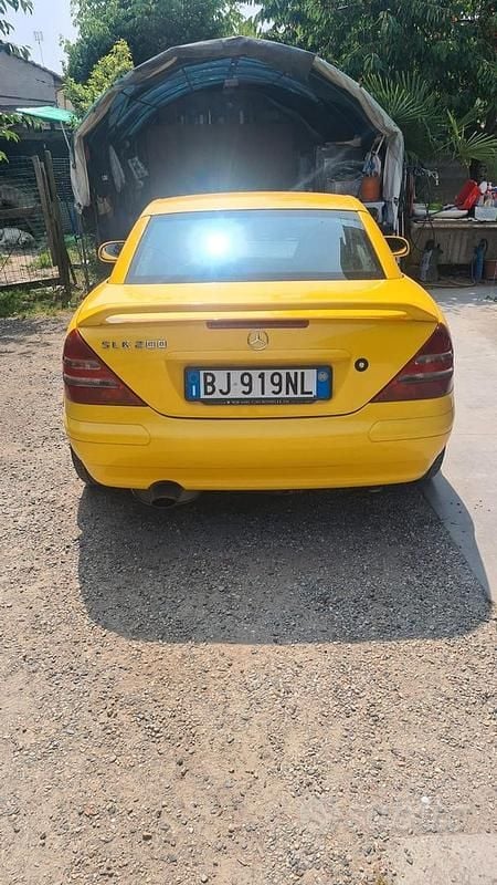 Giallo Usata 2000 Mercedes SLK200 Cabrio | 6000 € (Ottimo prezzo) - Immagine 1/4