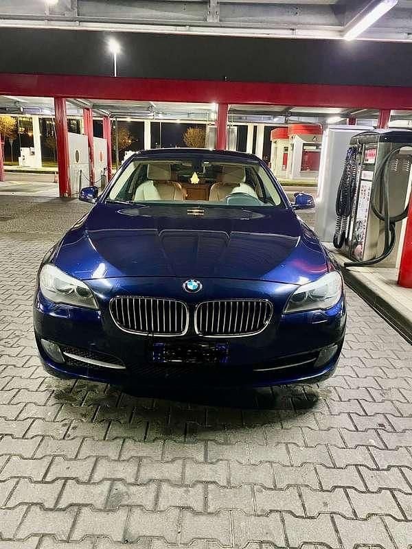 Usata 2010 BMW 525 Tre volumi | 8900 € (Buon prezzo) - Immagine 1/4
