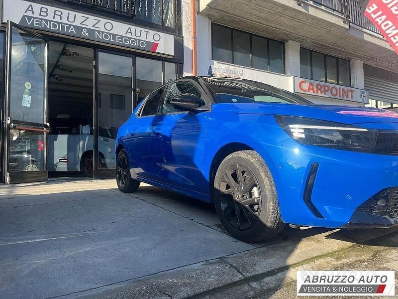 Usata Opel Corsa 75 CV (55 kW) 2024 Blu Utilitaria