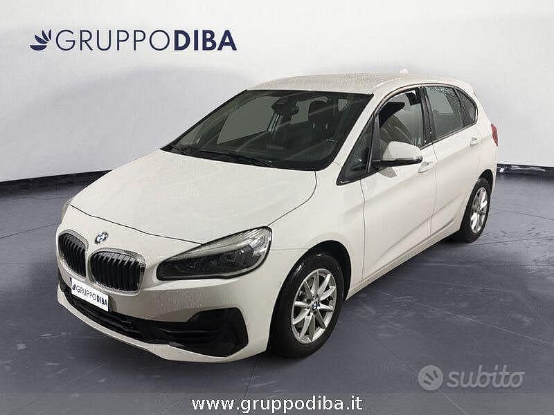 Usata BMW 216 Efficient Dynamics 116 CV (85 kW) 2021 Bianco Station wagon