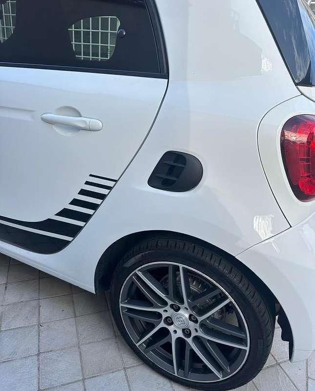 Usado Smart ForFour Brabus Xclusive 109 CV (80 kW) 2018 Utilitario