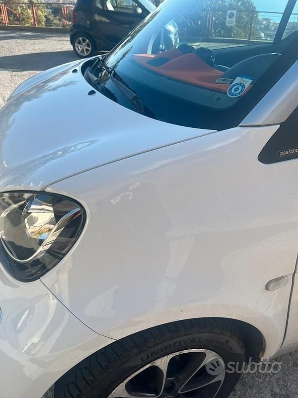 Bianco Usata 2016 Smart ForTwo Coupé Coupé | 13.000 € - Immagine 1/4