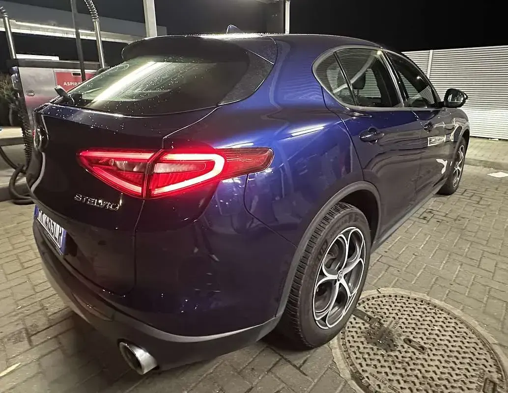 Usata Alfa Romeo Stelvio Business 179 CV (131 kW) 2018 SUV