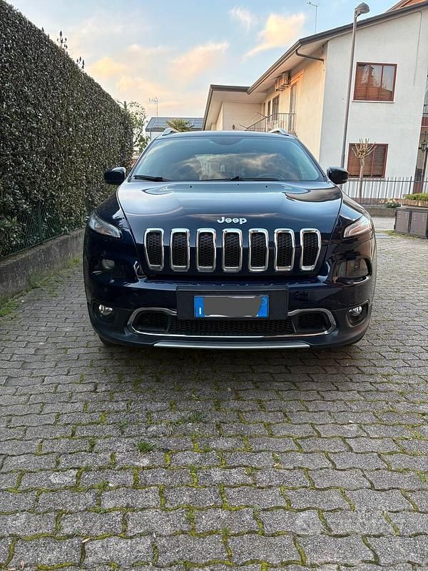 Usata Jeep Cherokee Limited 170 CV (125 kW) 2014 Nero SUV