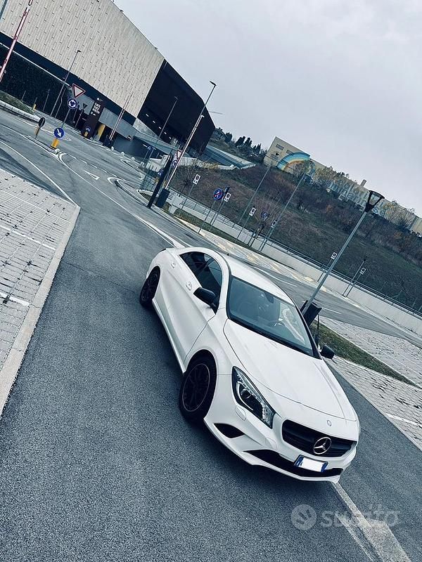 Usata Mercedes CLA180 109 CV (80 kW) 2014 Berlina