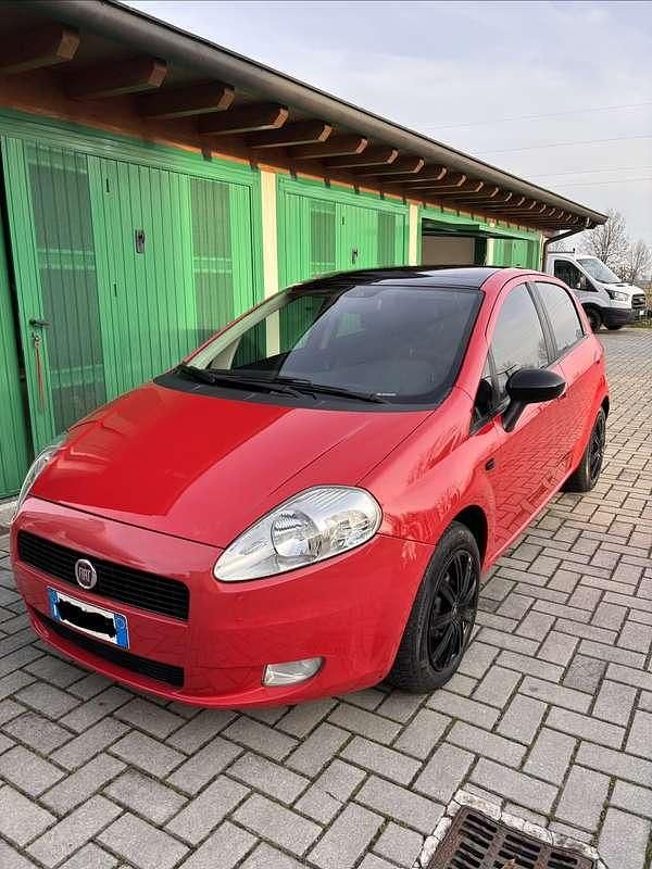 Usata Fiat Grande Punto Active 65 CV (47 kW) 2007 Utilitaria