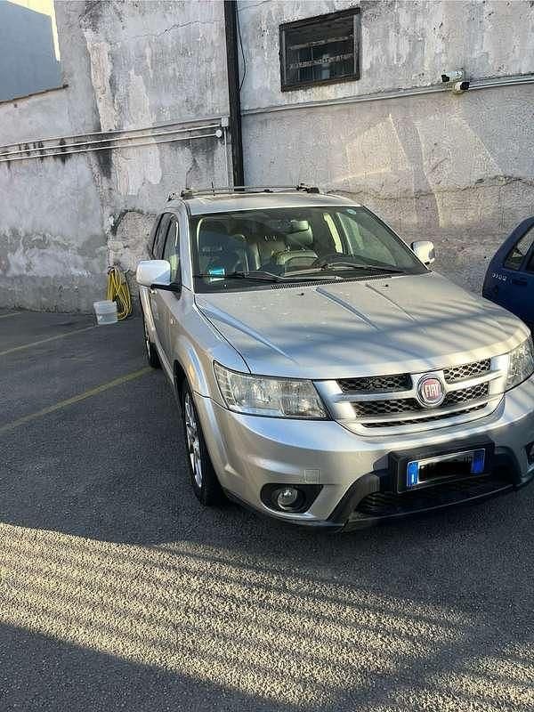 Usata Fiat Freemont Lounge 170 CV (125 kW) 2012 SUV