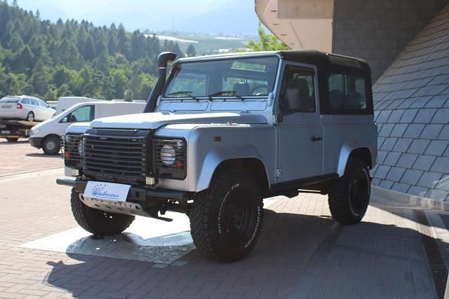 Usata Land Rover Defender SE 122 CV (89 kW) 2006 Argento SUV