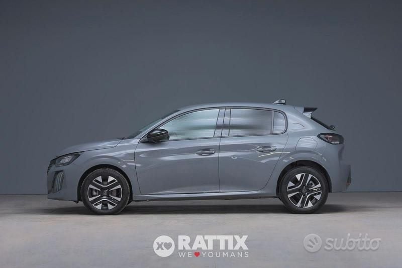 Usata Peugeot 208 Allure 110 CV (80 kW) 2025 Grigio selenium Utilitaria