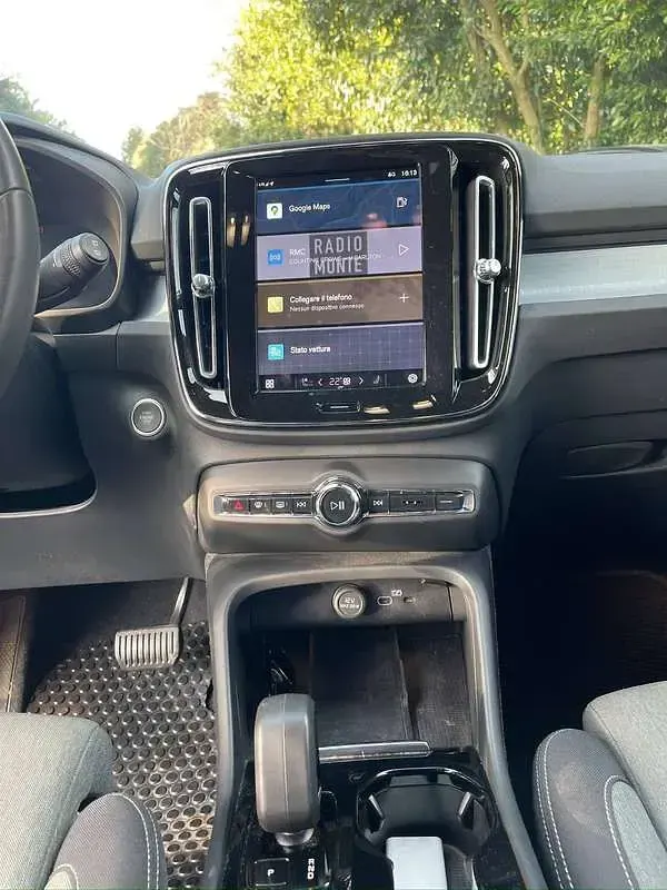 Usata Volvo XC40 Plus 197 CV (144 kW) 2022 Verde SUV