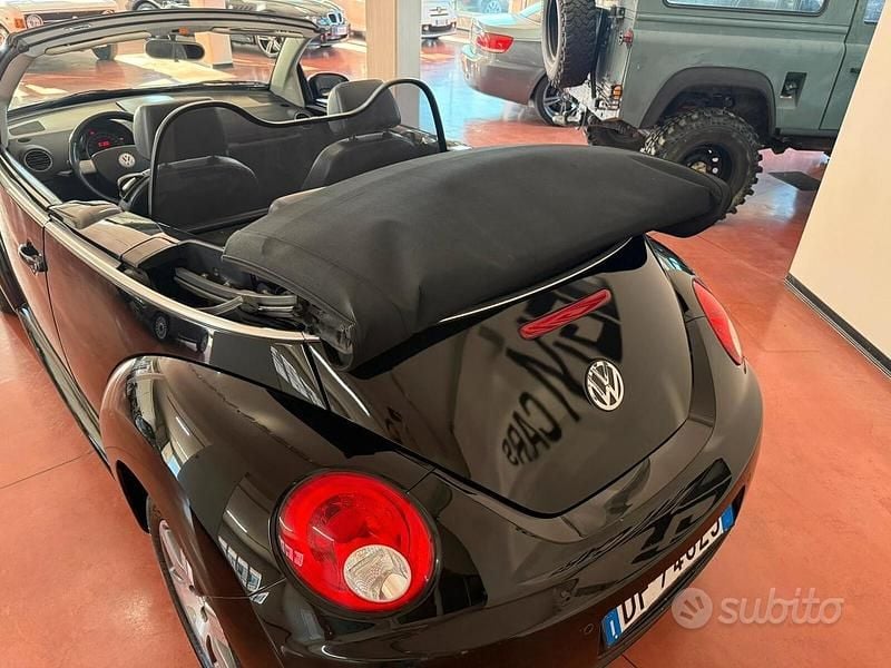 Usata VW Beetle Cabriolet 105 CV (77 kW) 2007 Nero Cabrio