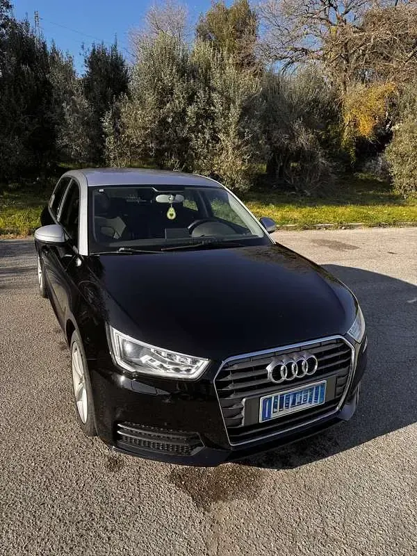 Usata Audi A1 Sportback Ambition 116 CV (85 kW) 2015 Nero Utilitaria
