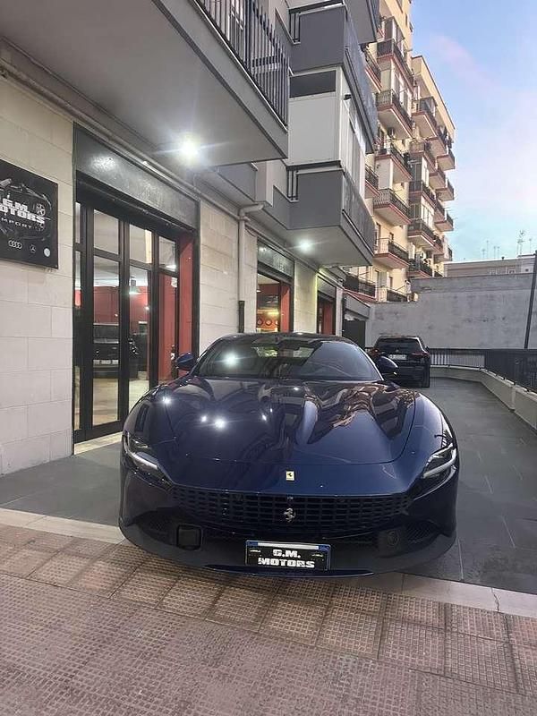 Usata Ferrari Roma 620 CV (456 kW) 2021 Grigio Coupé