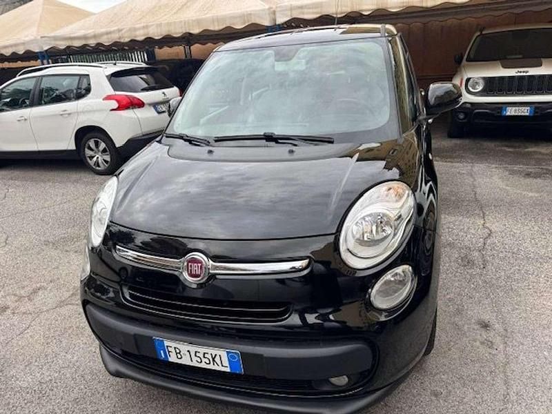 Nero Usata 2015 Fiat 500L Lounge Monovolume | 7500 € (Buon prezzo) - Immagine 1/4