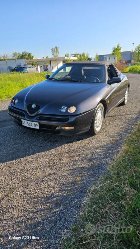 Usata Alfa Romeo Spider 1997 Nero Cabrio