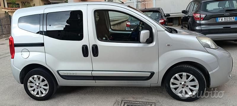 Usata Fiat Qubo Trekking 75 CV (55 kW) 2014 Grigio Monovolume