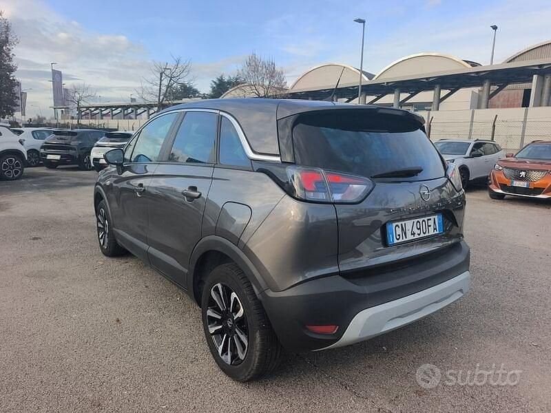 Usata Opel Crossland Elegance 131 CV (96 kW) 2023 Grigio SUV