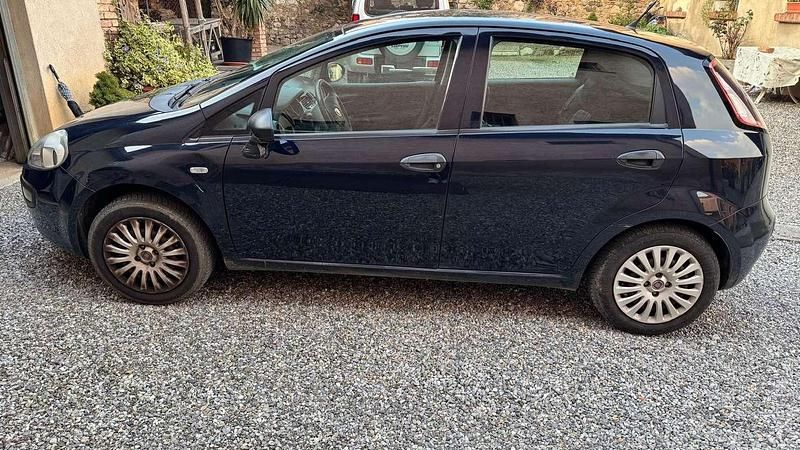 Usata Fiat Punto Evo Active 65 CV (47 kW) 2010 Blu/azzurro Utilitaria