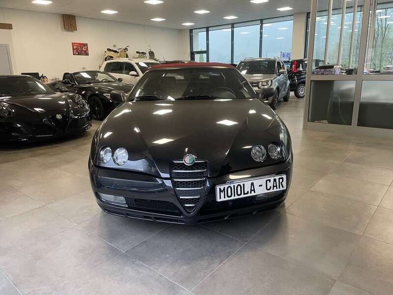 Usata Alfa Romeo Spider 165 CV (121 kW) 2004 Nero Cabrio