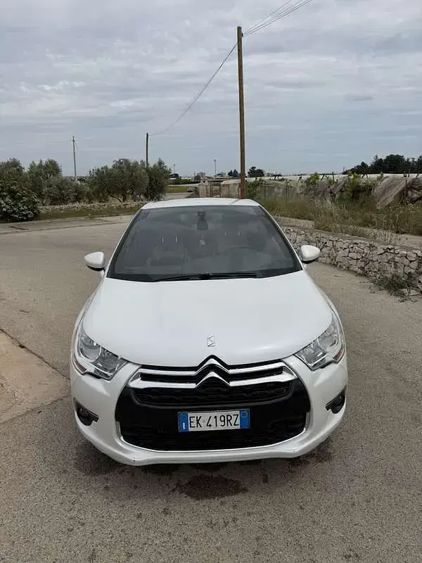 Usata Citroën DS4 Chic 111 CV (81 kW) 2012 Utilitaria