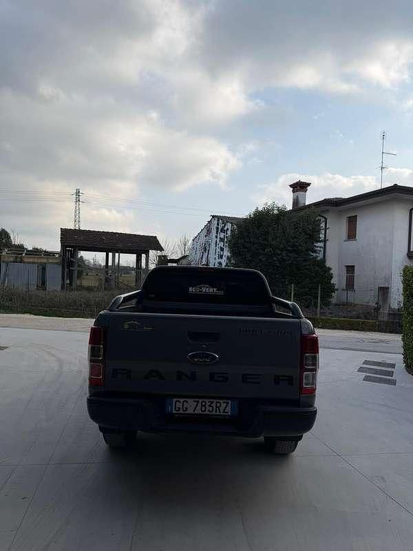 Usata Ford Ranger Wildtrack 170 CV (125 kW) 2022 Grigio Pick-up