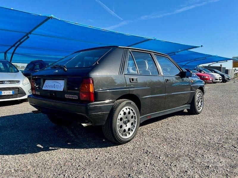 Usata Lancia Delta 196 CV (144 kW) 1989 Grigio Utilitaria