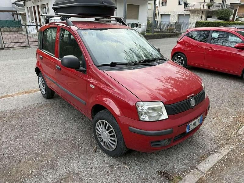 Usata Fiat Panda Dynamic 77 CV (56 kW) 2012 Rosso Utilitaria