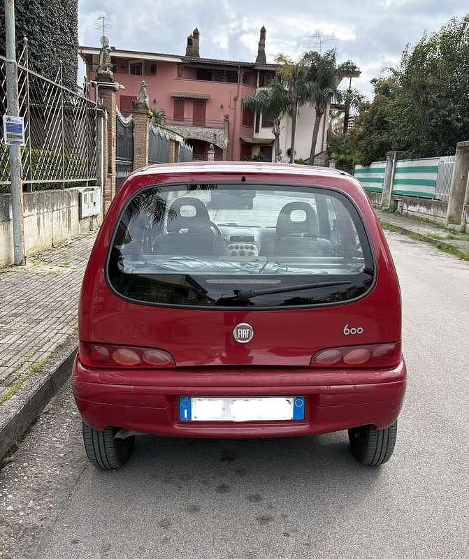 Usata Fiat 600 Active 54 CV (39 kW) 2010 Rosso Utilitaria