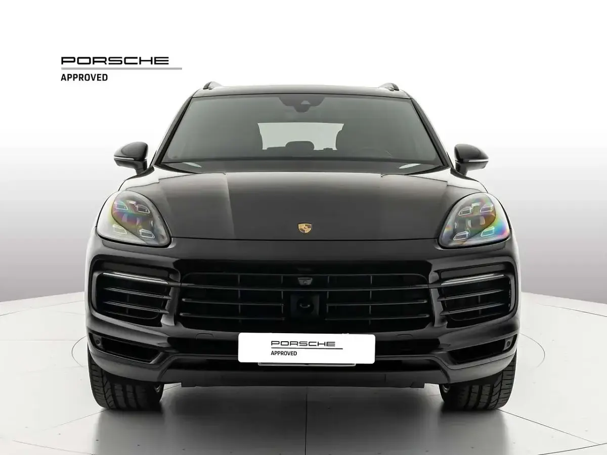 Usata Porsche Cayenne 462 CV (339 kW) 2020 Nero jet metallizzato SUV