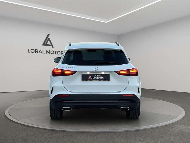 Nuova Mercedes GLA200 AMG Line Premium 150 CV (110 kW) 2026 Bianco SUV