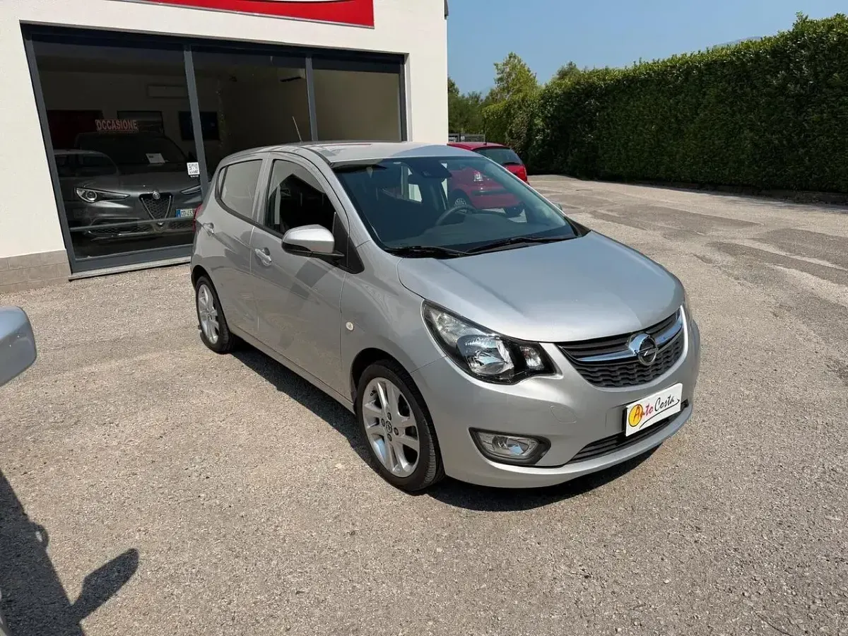 Usata Opel Karl Cosmo 75 CV (55 kW) 2016 Argento Utilitaria