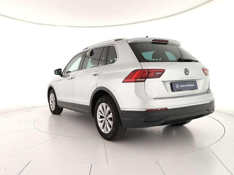 Usata VW Tiguan Life 150 CV (110 kW) 2022 Reflex silver metallizzato SUV