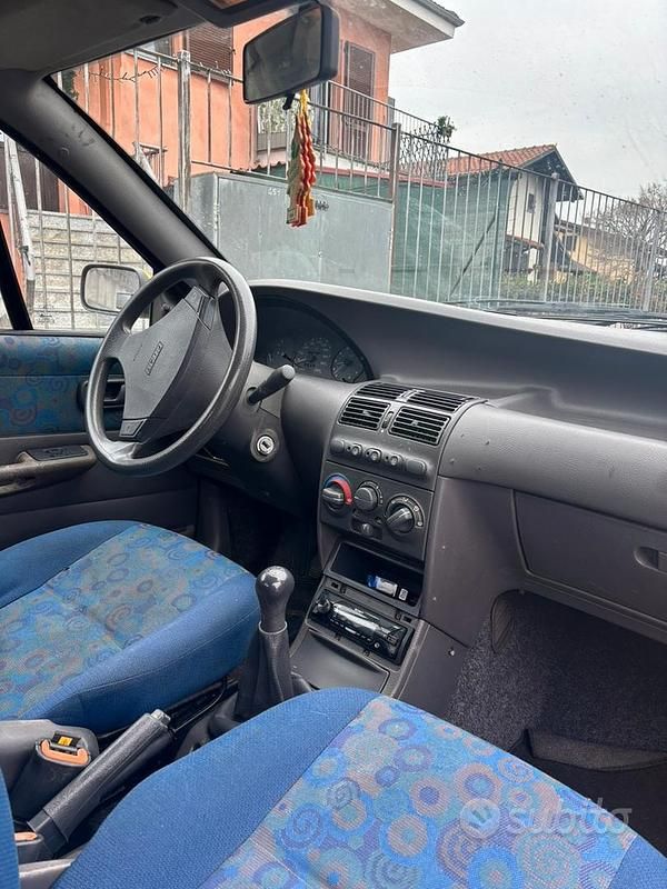 Usata Fiat Punto 2024 Giallo Cabrio