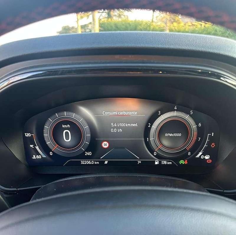 Usata Ford Focus ST-Line 125 CV (91 kW) 2023 Grigio Berlina