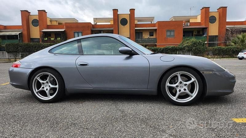 Usata Porsche 996 320 CV (235 kW) 2001