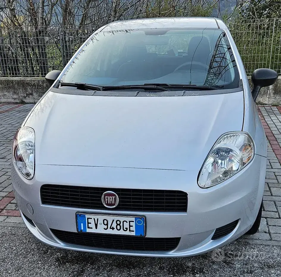 Usata Fiat Grande Punto 77 CV (56 kW) 2013 Utilitaria