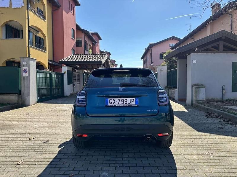 Usata Fiat 600 La Prima 101 CV (74 kW) 2024 SUV