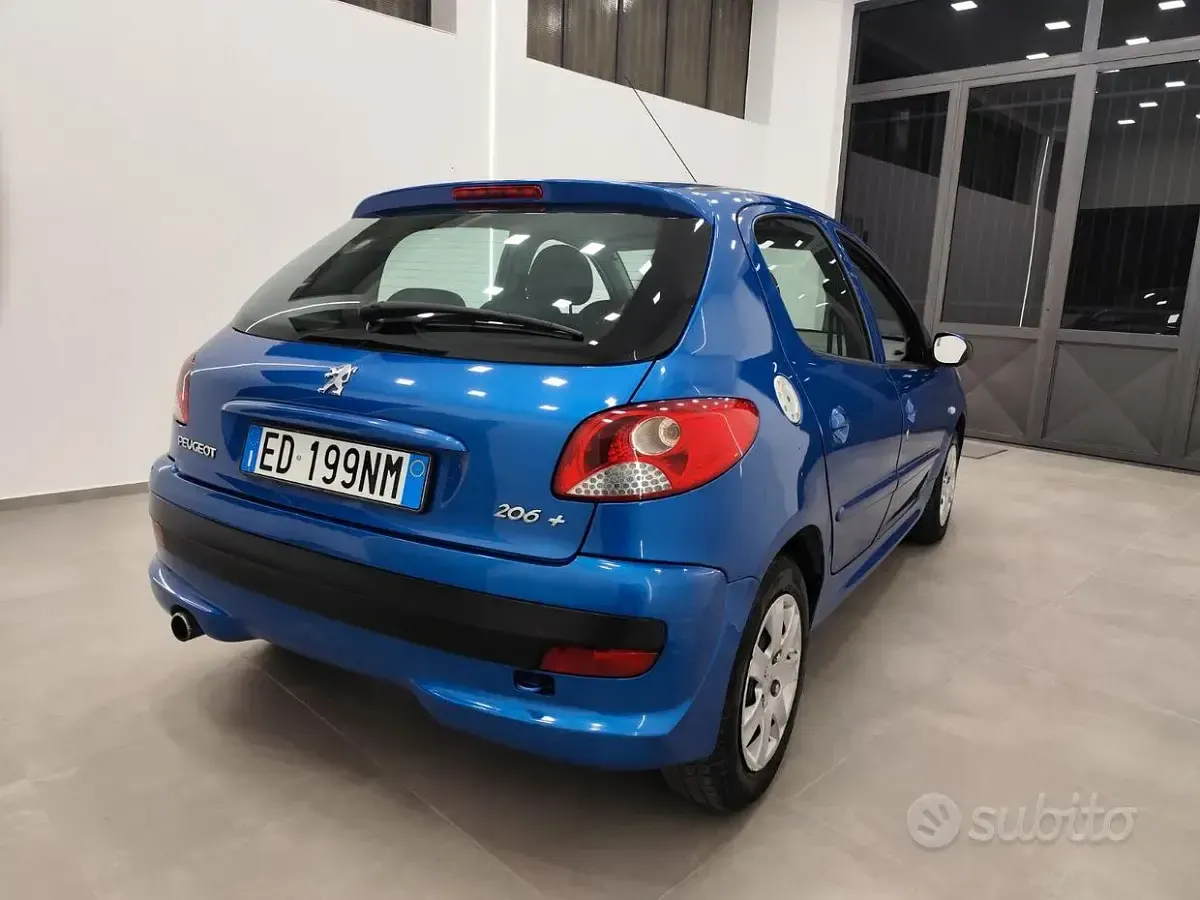 Usata Peugeot 206+ 68 CV (50 kW) 2010 Bluazzurro Utilitaria