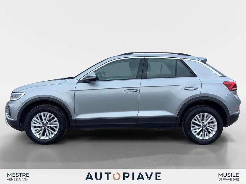 Usata VW T-Roc Life 110 CV (80 kW) 2022 Argento SUV