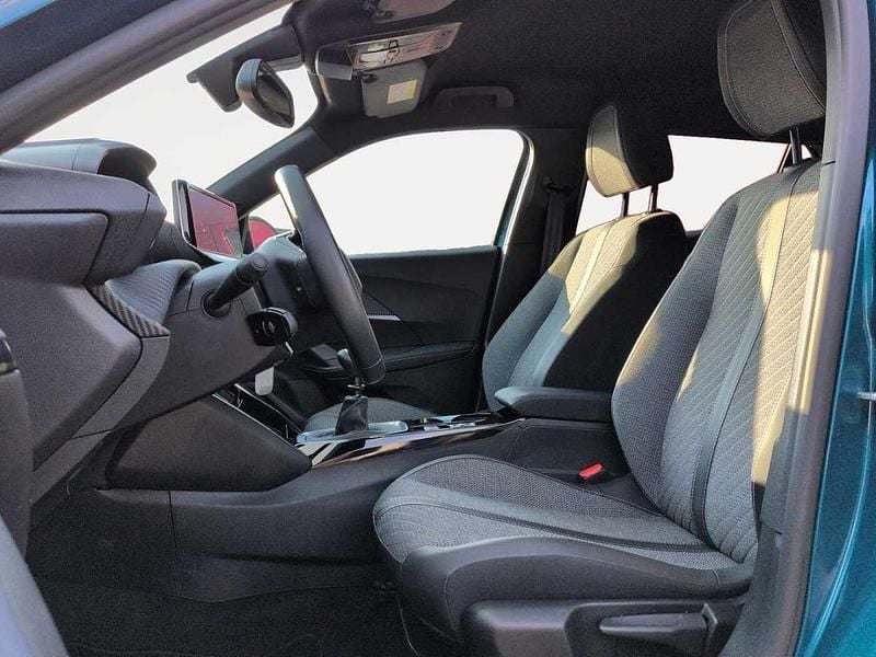 Usata Peugeot 2008 Allure 102 CV (75 kW) 2025 Blu SUV