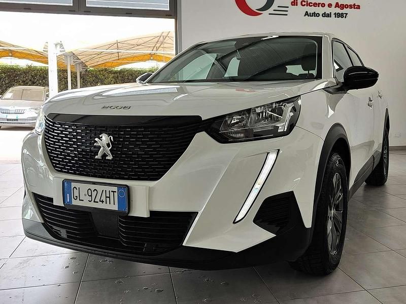 Usata Peugeot 2008 Active 110 CV (80 kW) 2022 Bianco SUV