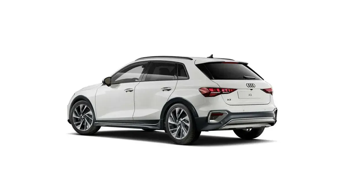 Nuova Audi A3 Advanced 150 CV (110 kW) 2026 Bianco Berlina